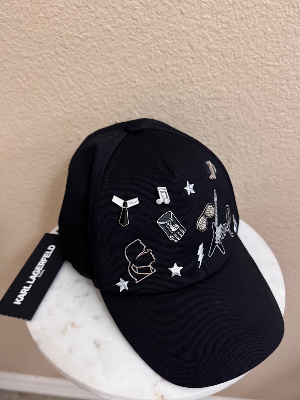 Women Karl Lagerfeld black hat cap with pins new with tags one size